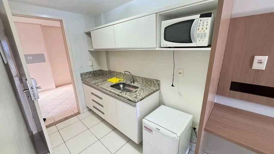 Private kitchen 2, CRCN - Lagoa Quente Flat, Caldas Novas