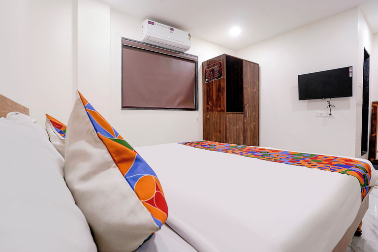 Room 4, Via Galaxy Hospitality, Pune