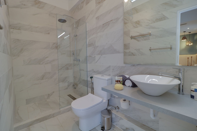 Bathroom 3, AthINN Residence, Attica