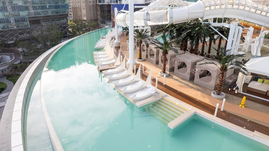 Sport & Beauty, LCT Residence Y Collection, Haeundae