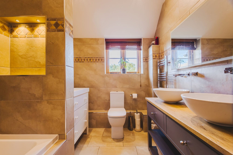Room 3, The Old Stables - Country Retreat, Swindon