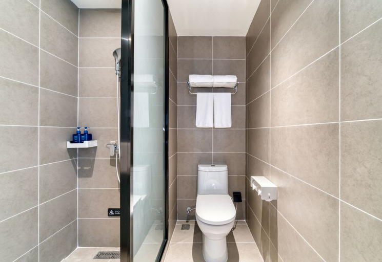 Bathroom 4, Hanting Hotel Jiangshan Dongyue Road, Quzhou