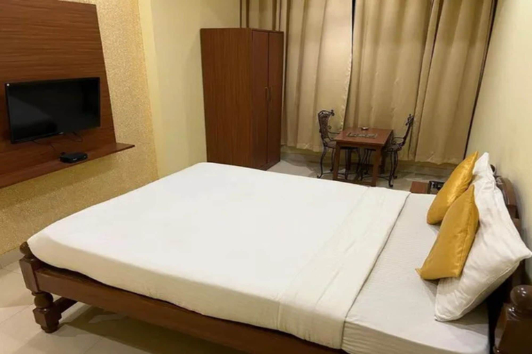 Room 2, FabHotel Baga Grande, North Goa