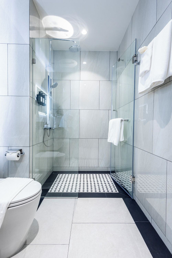 Bathroom 3, Bang Tao - Bright and Peaceful Stay, Phuket Island
