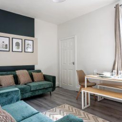 Living area 2, Darlington - House - Central Location - Sleeps 6, Darlington