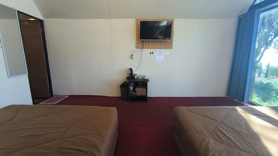 Room 4, Merbabu Park, Semarang
