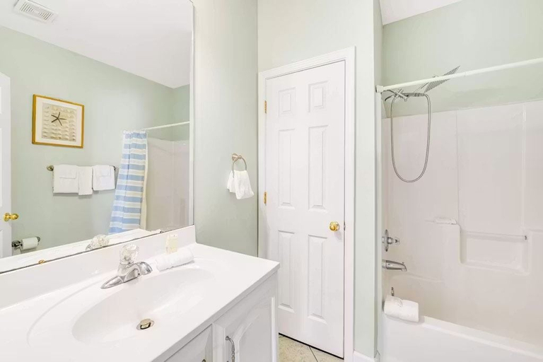 Bathroom 3, Family Friendly Home With Private Pool and Dock on the Bay, Baldwin