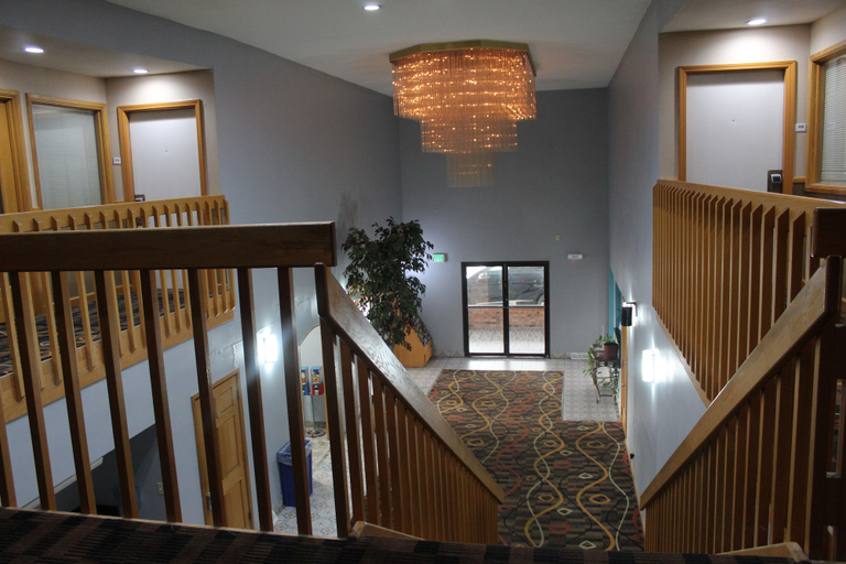 Interior 2, Empire Inn & Suites Muncie -Ball State University, Delaware