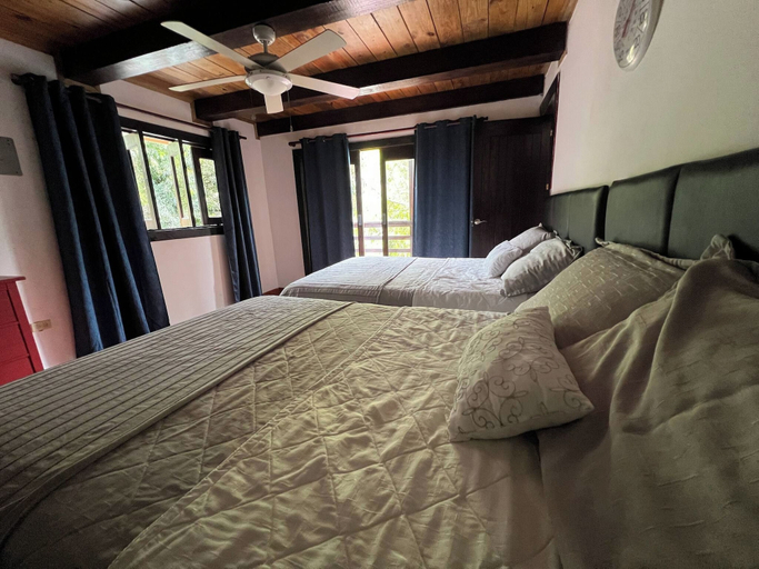 Room 3, Michelle s Village River in Front of Paradise, Jarabacoa