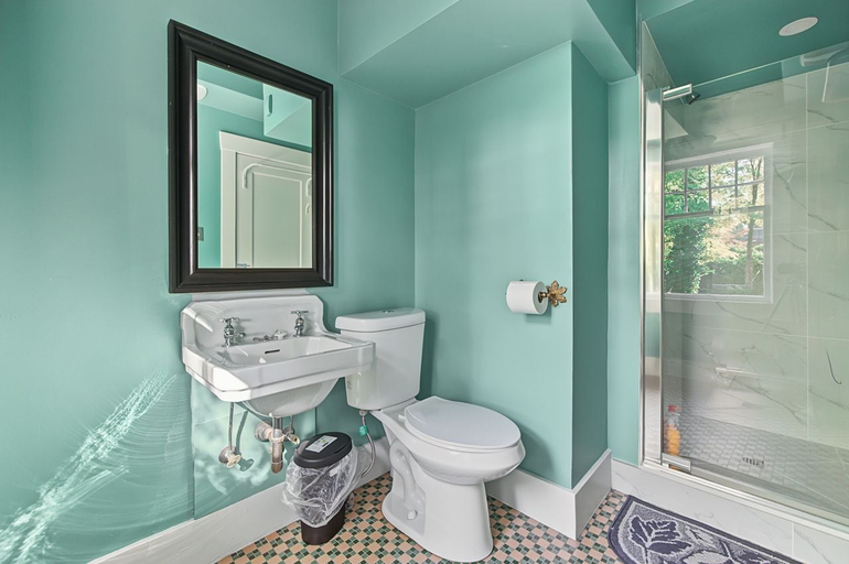Bathroom 4, Shaughnessy Classic Private Room, Greater Vancouver