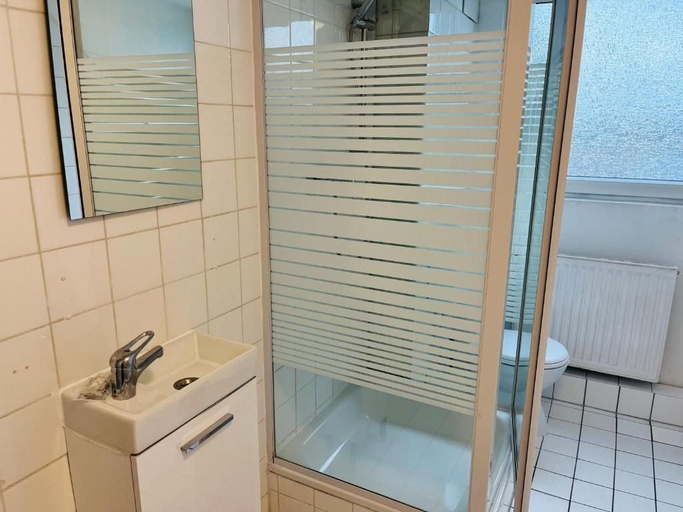 Bathroom 5, Westend Hotel, Köln