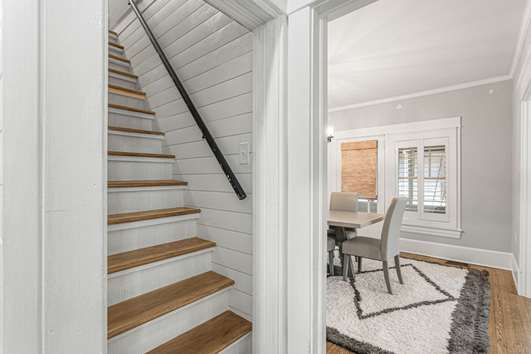 Interior 2, The Hamilton a Stylish Downtown Bungalow, Guilford