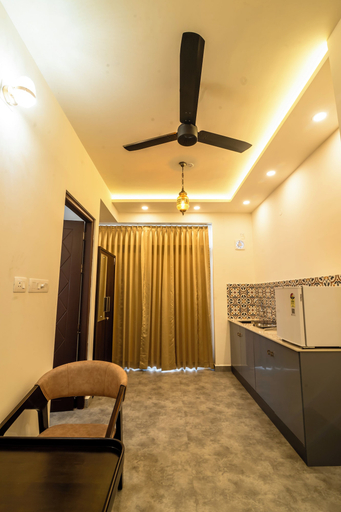 Interior 5, Cozy Seven - 100m to North Railway Station, Ernakulam