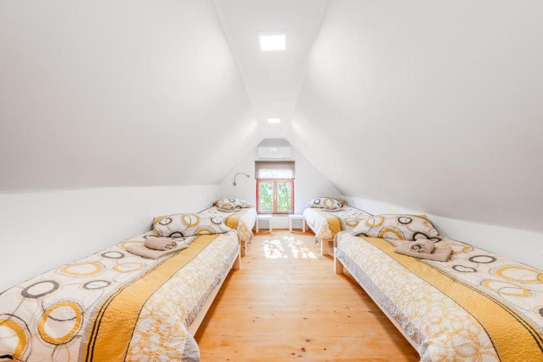 Room 4, Holiday Homes Pr Pelaku with Sauna, Tolmin