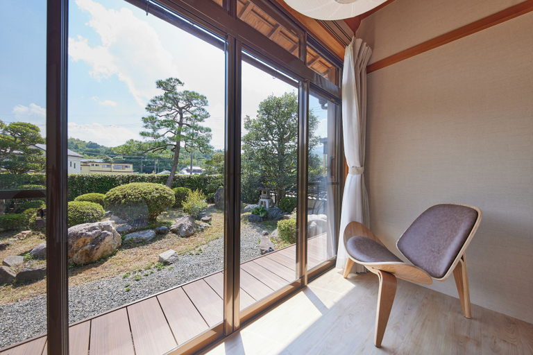 Interior 2, IZA COMINCA YOROZU, Kameoka