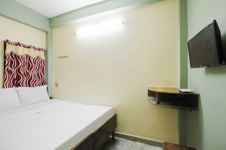 Room 4, Hotel O Egmore Metro Station Chennai, Chennai