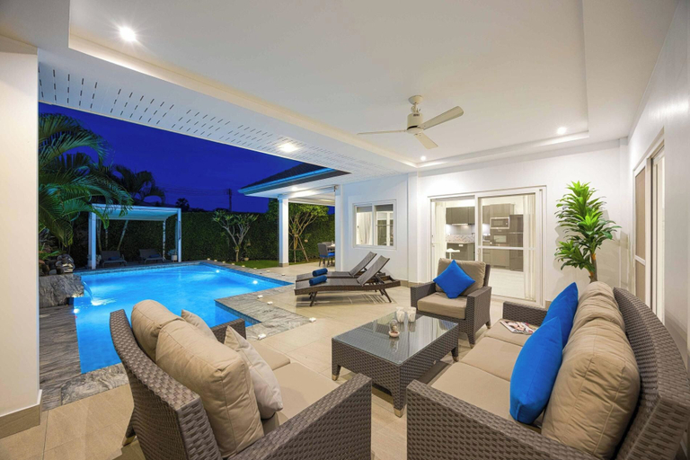 Terrace/patio 3, New Private Luxury Pool Villa (ML132), Hua Hin