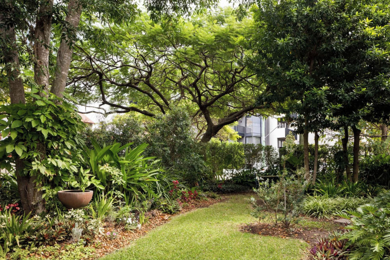 Interior 2, New Farm Hideaway With Courtyard - 2bed-1bath-1car, New Farm
