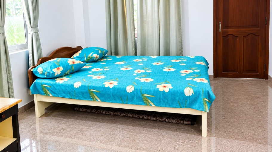 Room 4, Harmony Guest House Siolim, Goa, North Goa