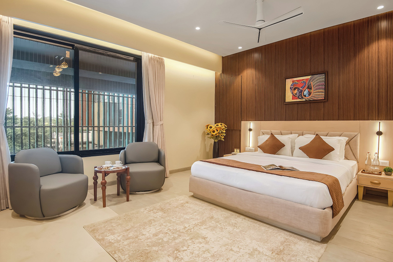Room 2, ELIVAAS Signature VK Supreme 5BHK Villa, Nashik