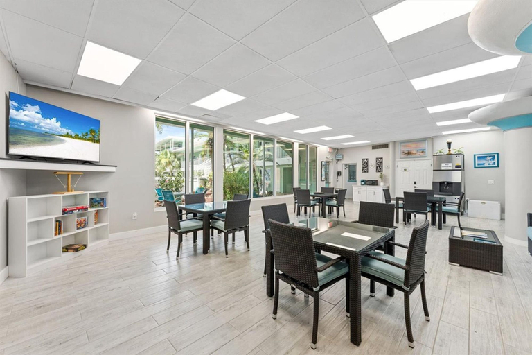 Dining 2, Tropic Terrace, Pinellas