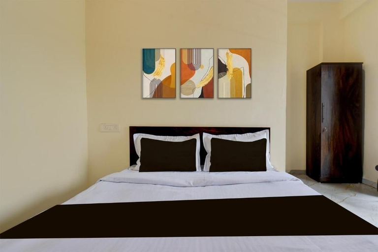 Room 4, Hotel Aura Suiites, Pune