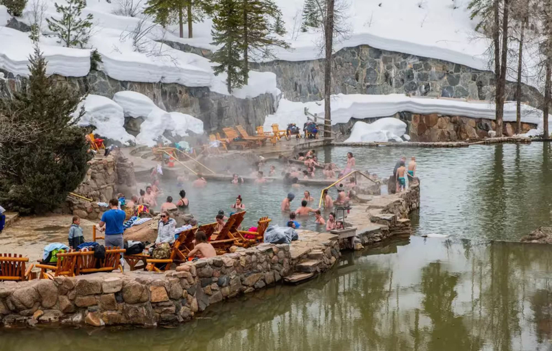 Room 5, Hot Tubs and Pool -looping Shuttle- Cozy Fireplace, Routt