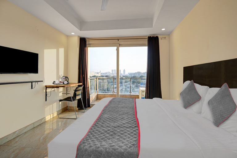 Bedroom 3, Super Townhouse Tipsyy Near Bestech, Gurgaon