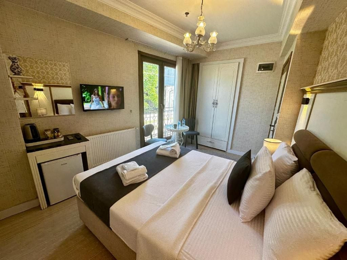 Room 3, Leili Hagia Sofia Hotel, Fatih