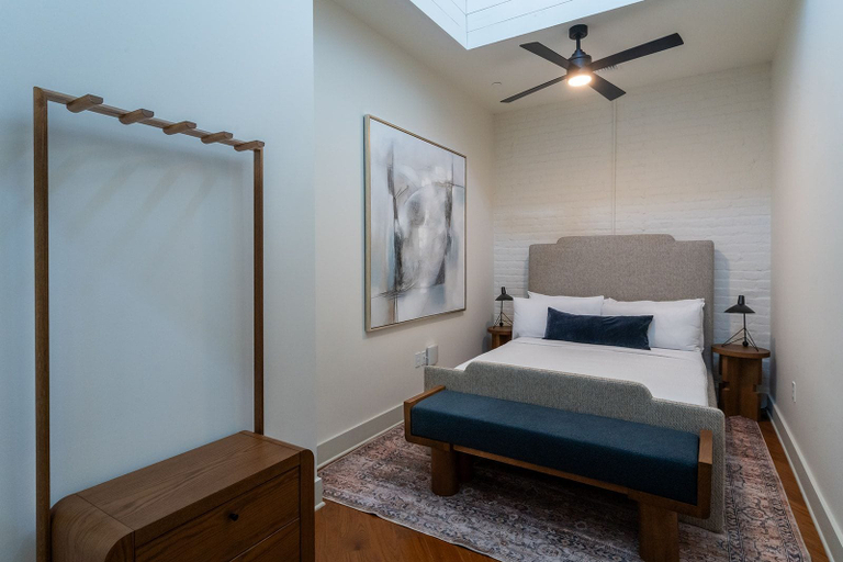 Room 4, The Miss Lou, Orleans