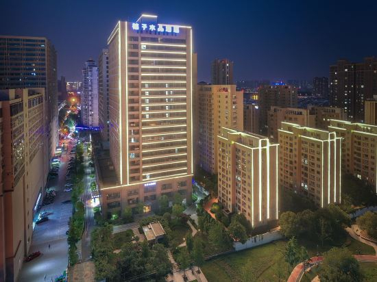 Hotel Exterior 4, Crystal Orange Zhengzhou CBD Exhibition Center Hotel, Zhengzhou