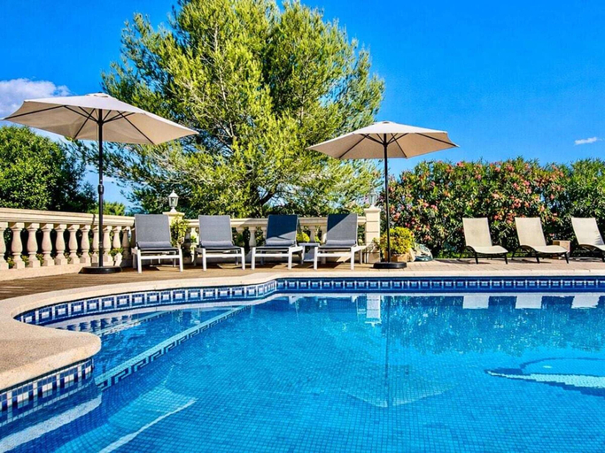 Pool 4, Finca in Santa Magalida With Wifi, Baleares