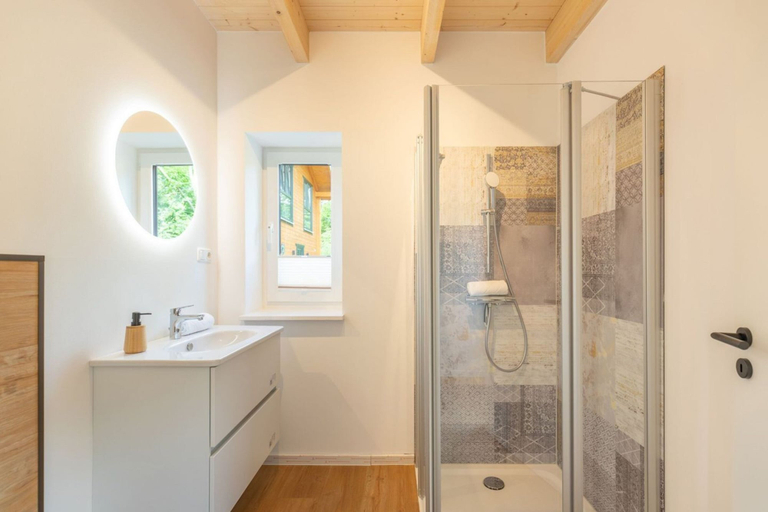 Bathroom 5, Familienferienhaus mit Sauna und Whirlpool, Nordfriesland
