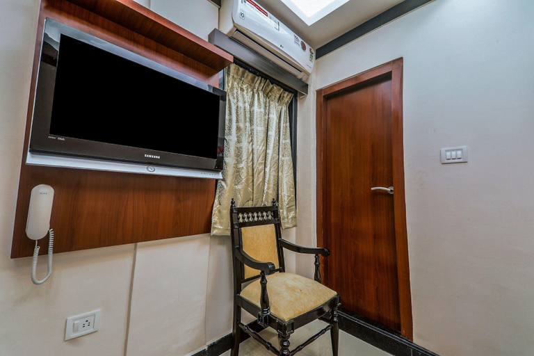 Room 5, Classic Airport Guest House, Kamrup