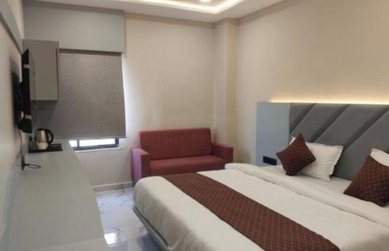 Room 2, Nexora Express Hotel, Ahmadabad