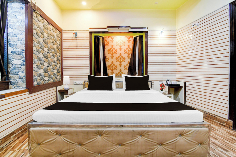 Room 4, Hotel O NIT Durgapur Formerly Royal Inn, Barddhaman