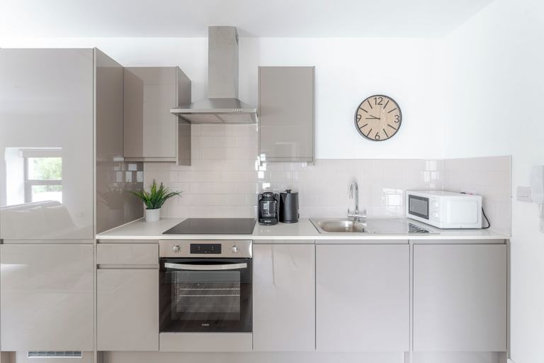 Private kitchen 5, Apartment 3, Cardiff