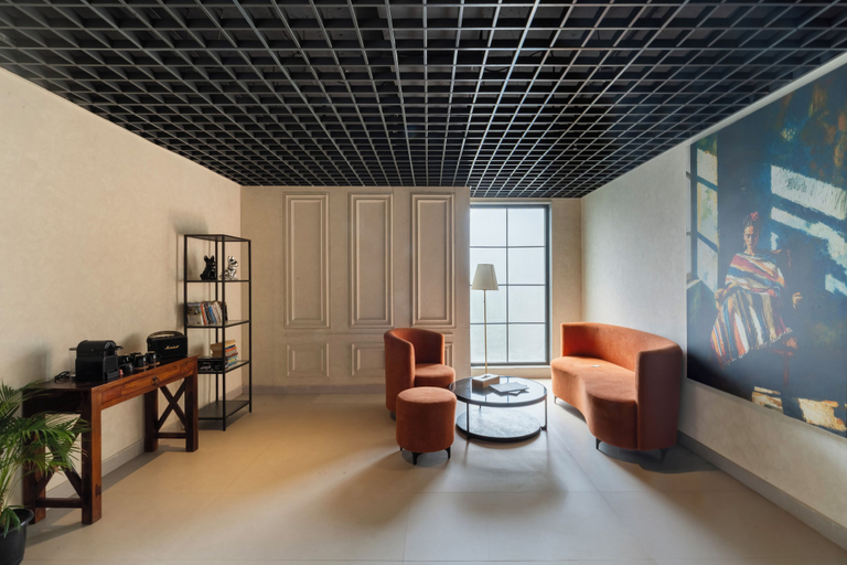 Lounge 4, Minimalist - South Delhi, Delhi