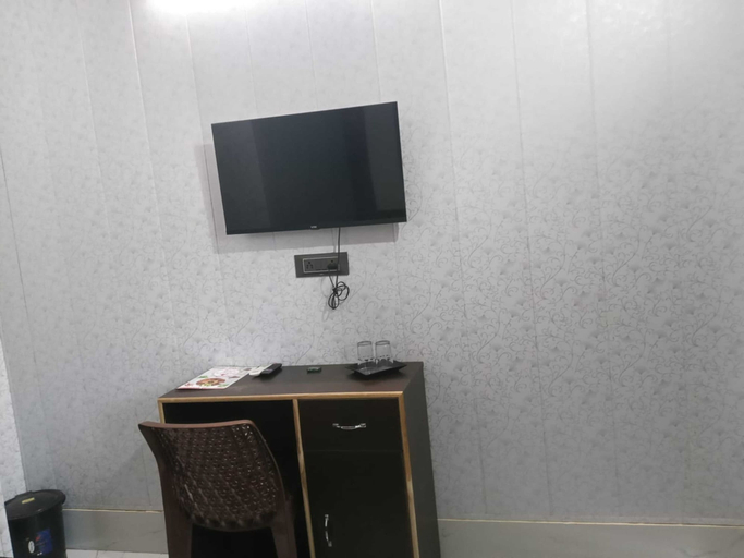 Interior 2, Indian Hotel and Restaurant, Bareilly