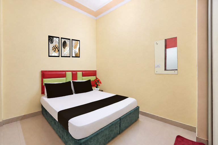 Room 5, Hotel O Rock Garden Chandigarh, Chandigarh