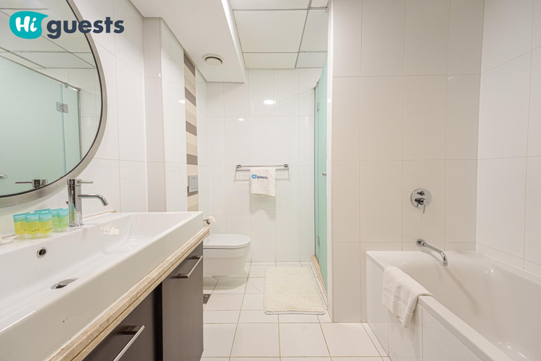 Bathroom 4, Amazing Apartment overlooking Burj Khalifa!, Dubai