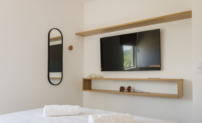 Room 5, TMH - Essence Condominium in Porto de Pedras/al, Porto de Pedras