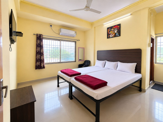 Room 3, Shree Gajanan Lodge, Aurangabad