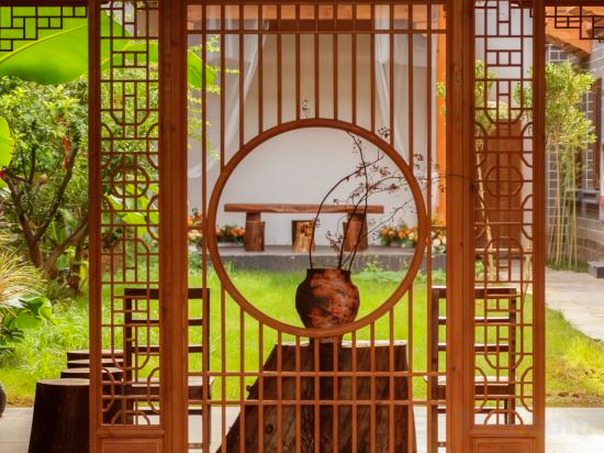 Hotel Interior/Public Areas 5, Zhangmen Xiashan · Silu Courtyard-Style Hotel (Nanchang Bayi Square Shengjinta Subway Station), Nanchang