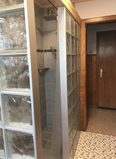 Bathroom 2, Holiday Home in Morbach With Swimming Pool, Bernkastel-Wittlich