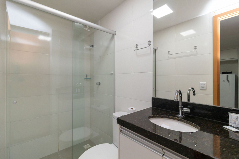 Bathroom, 1BR Apartment, Self-check-in, Asa Norte Nor0203, Brasília