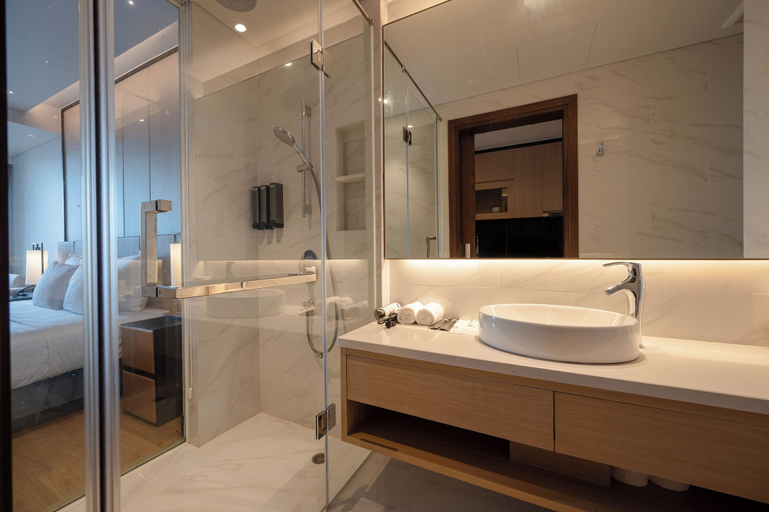 Bathroom 5, C Suite Soleil Da Nang - Free airport pick-up, Da Nang