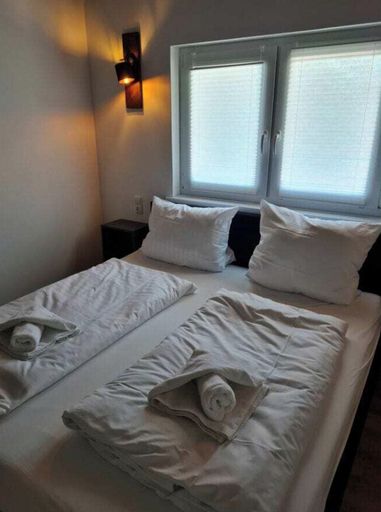 Room 4, Holiday Home in Walkenried With Barbecue, Osterode am Harz