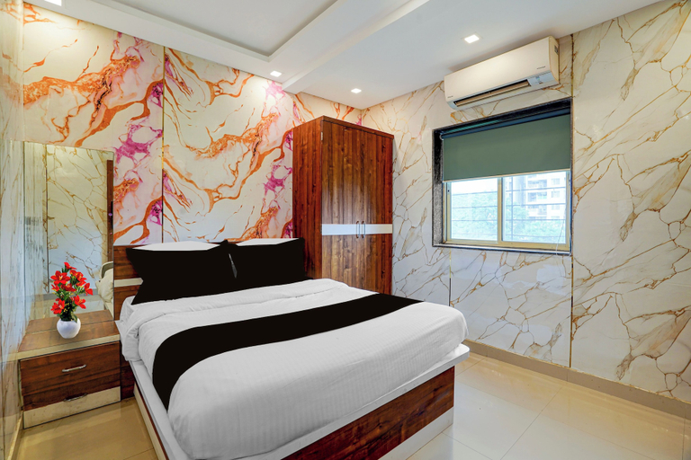 Room 5, Hotel O Khadakwasla Lake, Pune