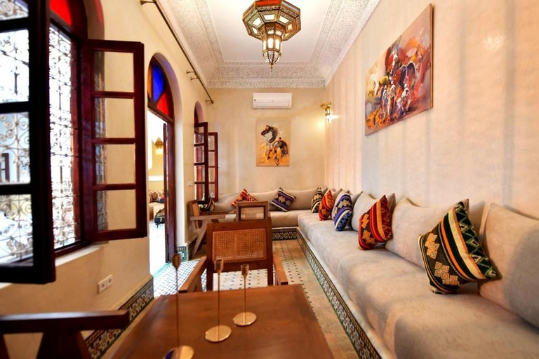 Living area, Riad DAR ORIANE & SPA, Marrakech